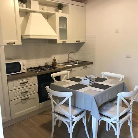 Nido Di Pietra-dimora In Centro 4*